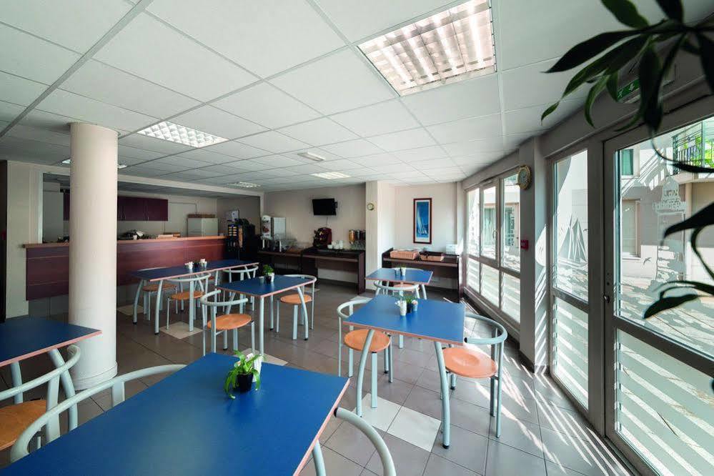 Appart'City Poissy Kültér fotó